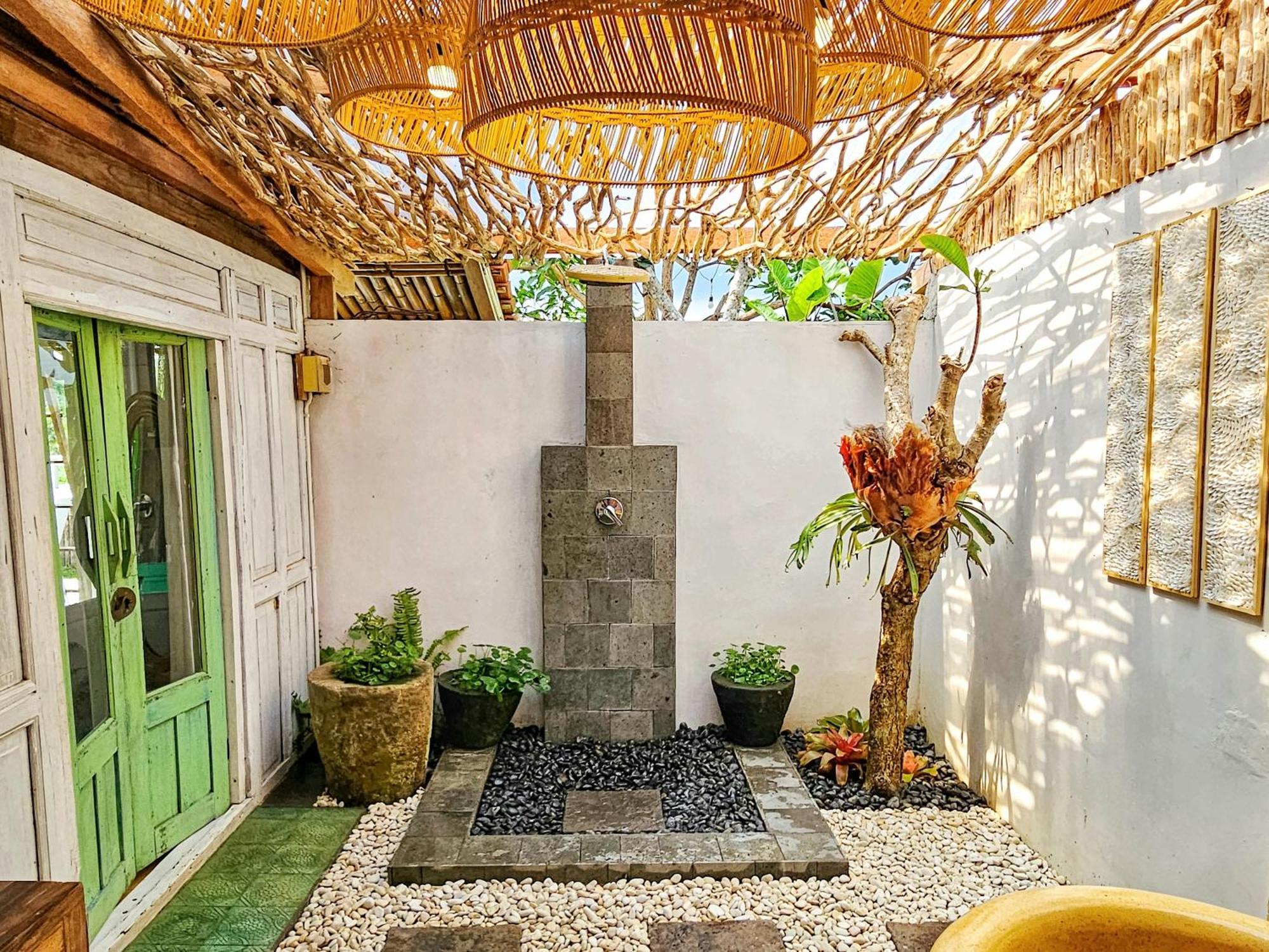Janur Bungalow Magelang Exterior photo