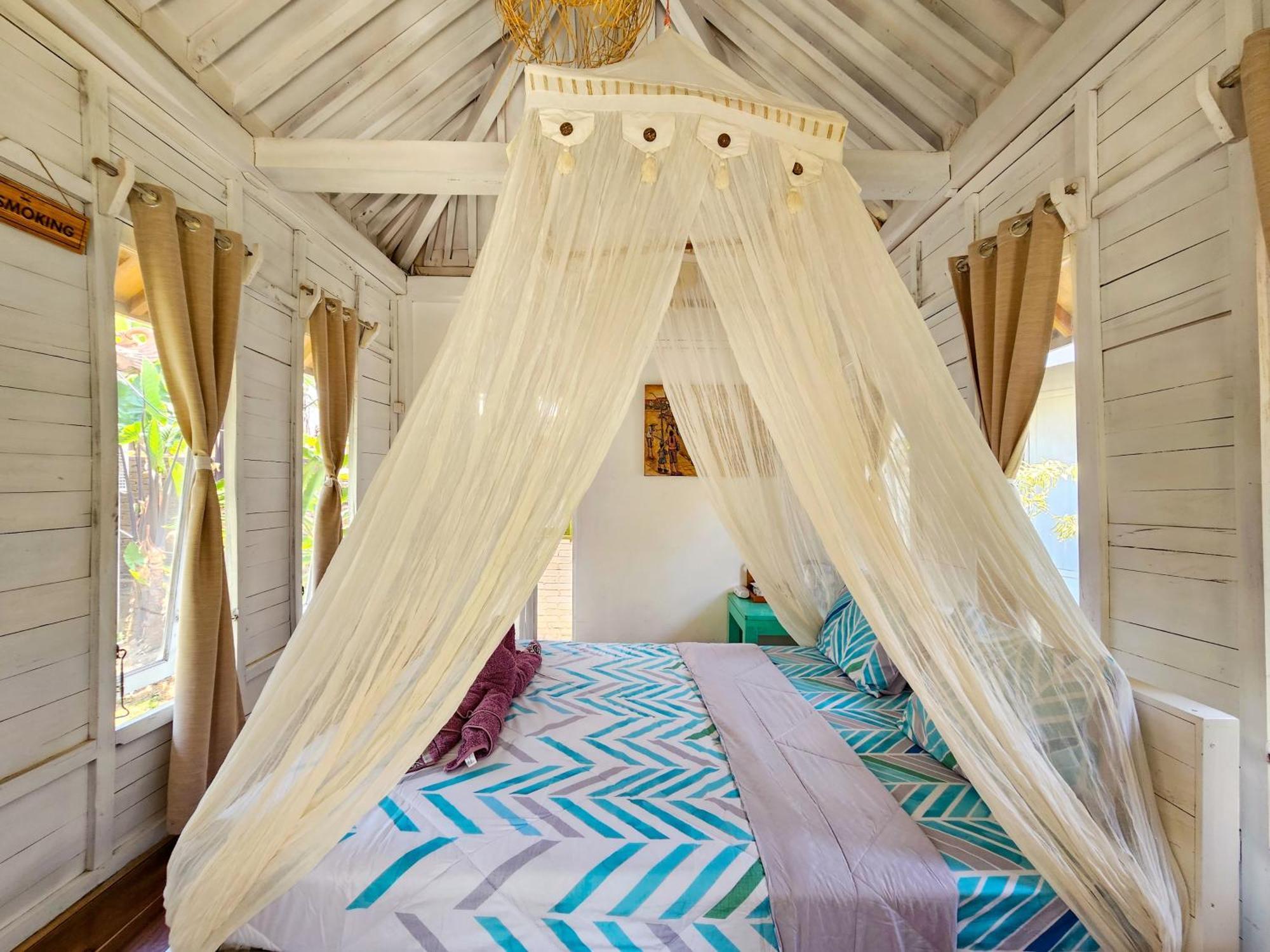 Janur Bungalow Magelang Room photo