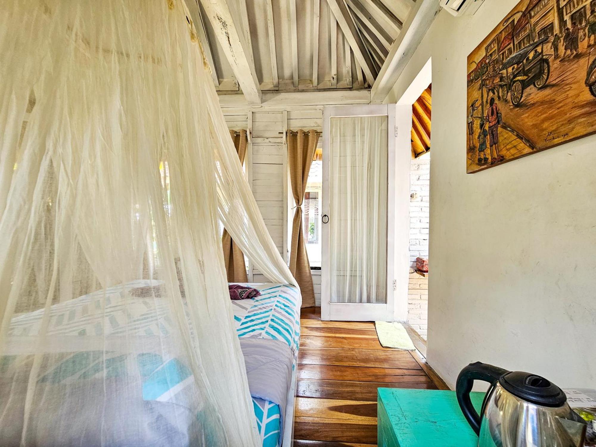Janur Bungalow Magelang Room photo