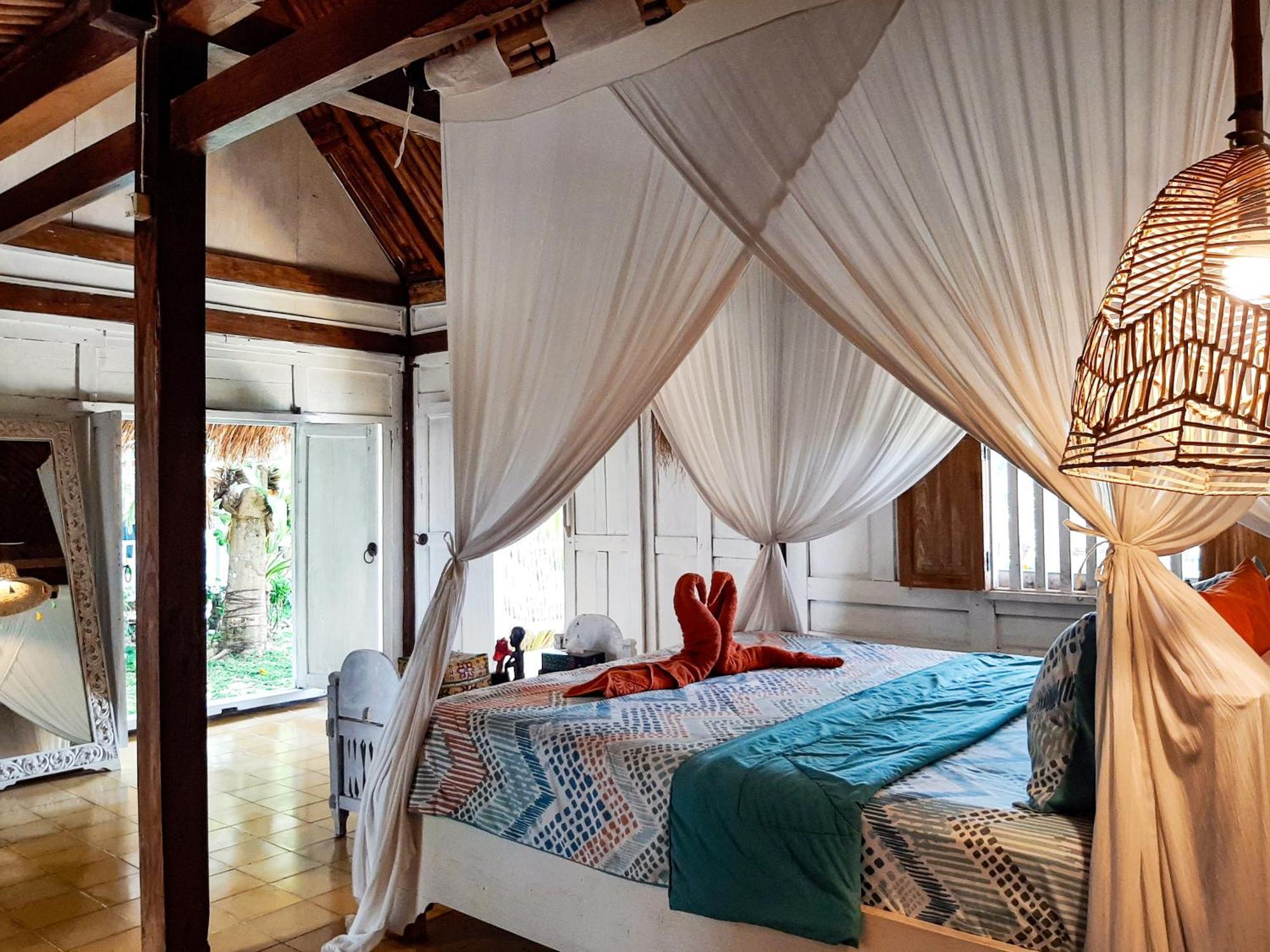 Janur Bungalow Magelang Room photo