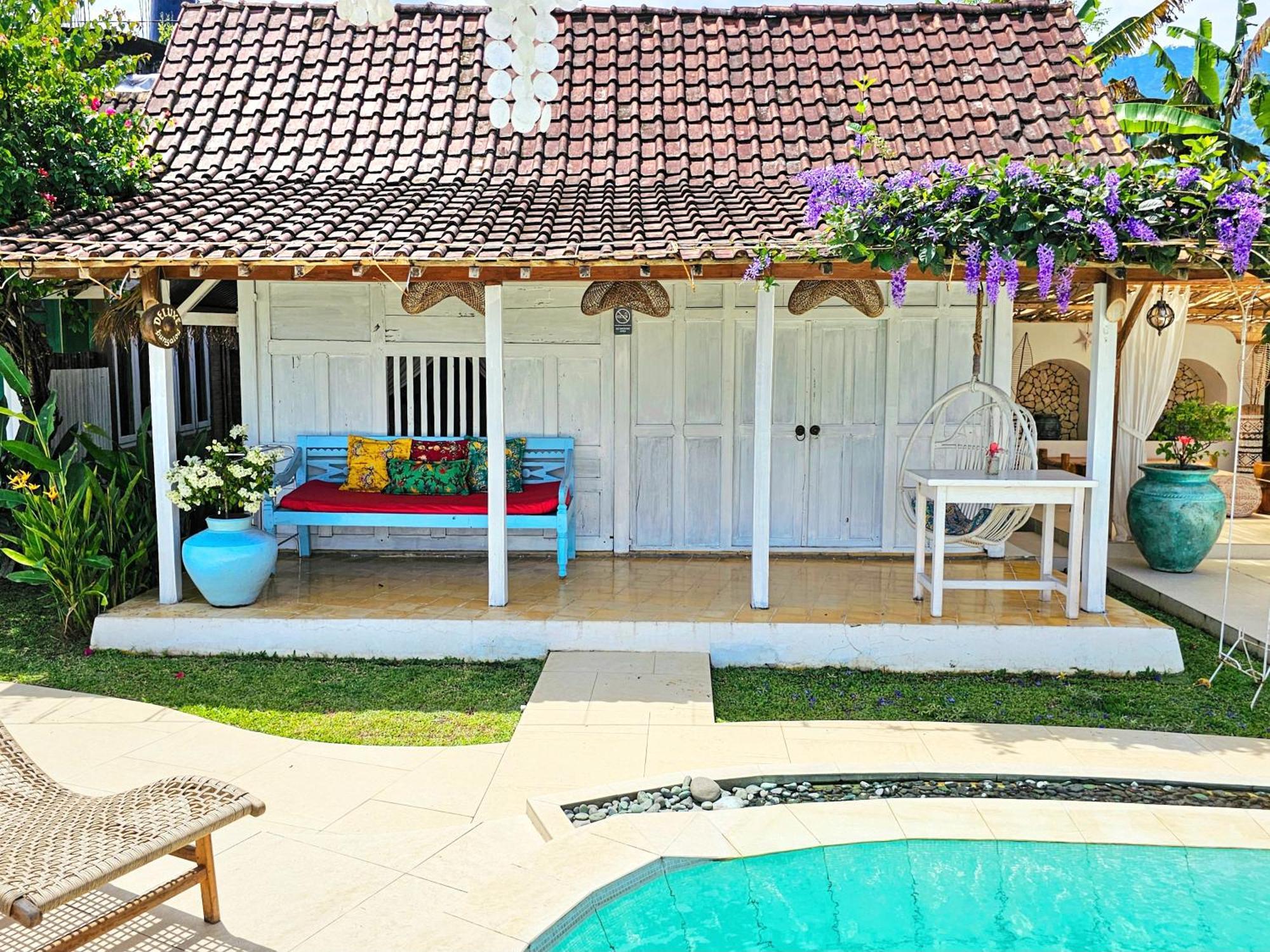 Janur Bungalow Magelang Exterior photo